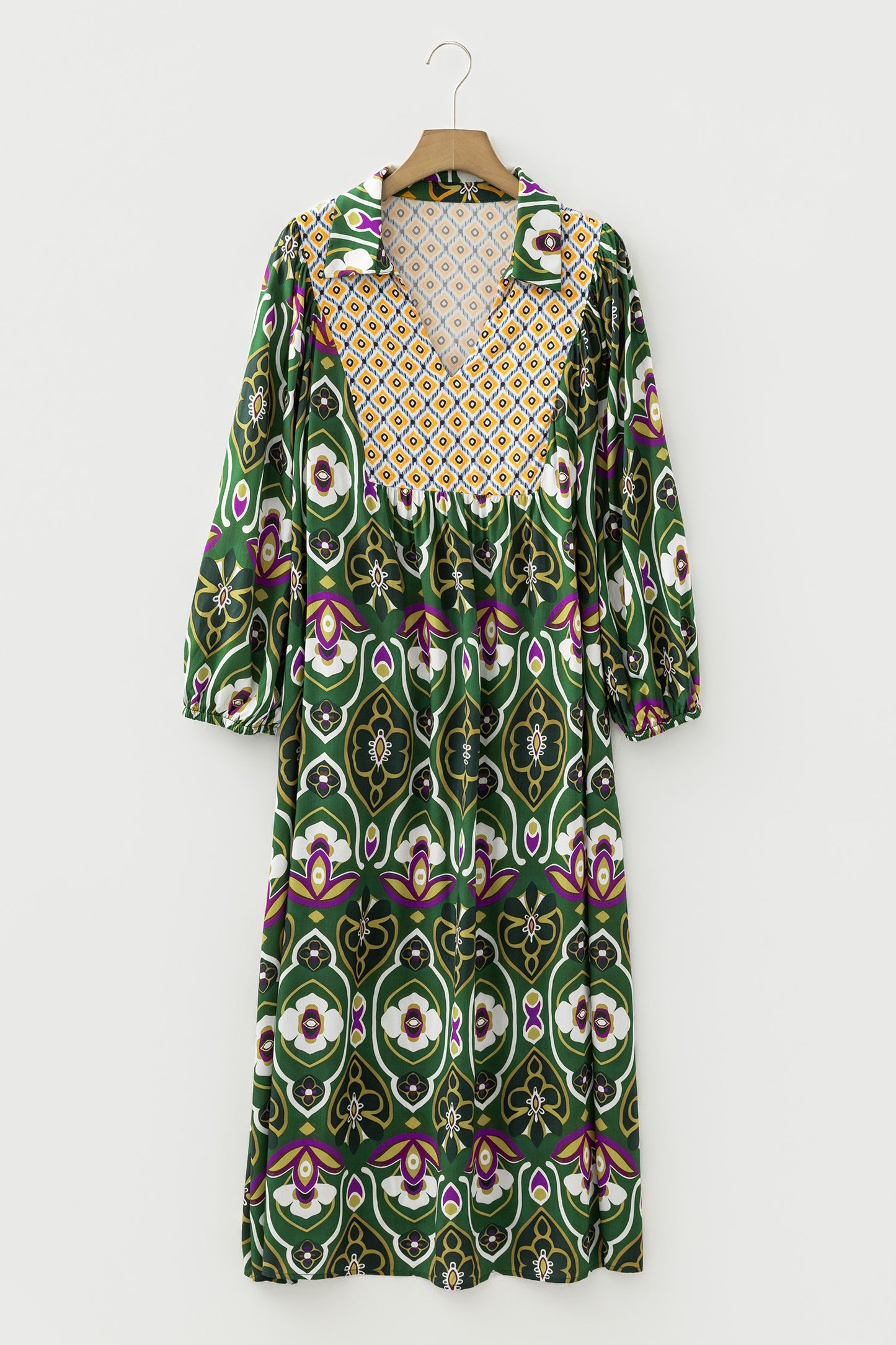 Green Plus Size Mixed Floral Patchwork V Neck Bracelet Sleeve Maxi Dress