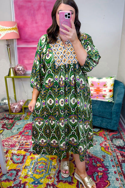 Green Plus Size Mixed Floral Patchwork V Neck Bracelet Sleeve Maxi Dress